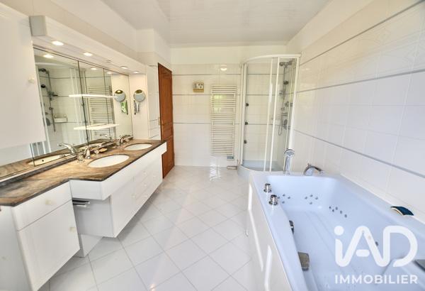 Location maison 7 pièces 198,69 m² Morainvilliers