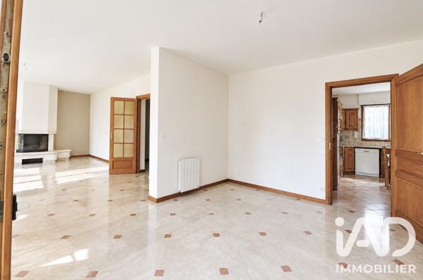 Location maison 7 pièces 198,69 m² Morainvilliers