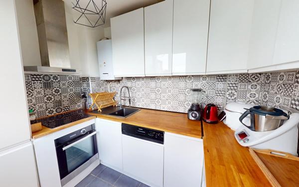 Appartement à vendre    3 pièces • 66,13 m2 Lyon 7