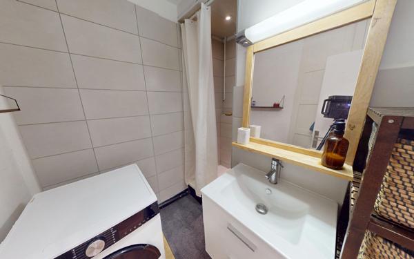 Appartement à vendre    3 pièces • 66,13 m2 Lyon 7