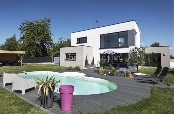 Terrain de 1 300 m²