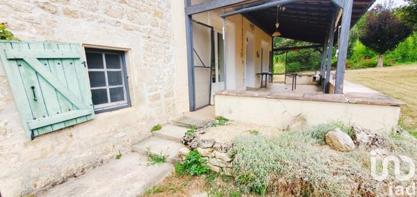 Maison 9 pièces de 225 m² à Melle (79500)