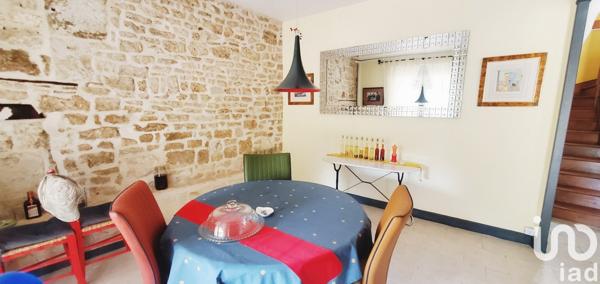 Maison 9 pièces de 225 m² à Melle (79500)