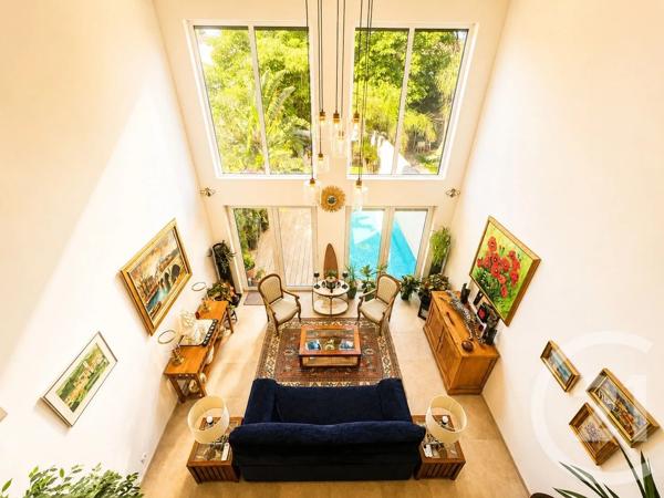 Maison à vendre  7 pièces - 130 m 2   STE MAXIME  - 83