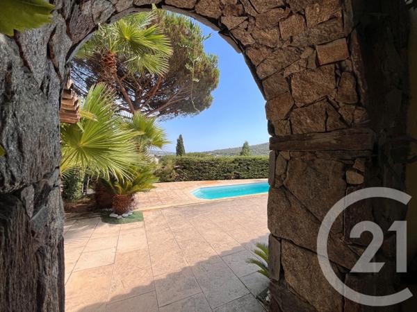Maison à vendre  7 pièces - 130 m 2   STE MAXIME  - 83