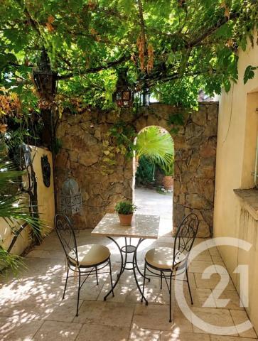 Maison à vendre  7 pièces - 130 m 2   STE MAXIME  - 83