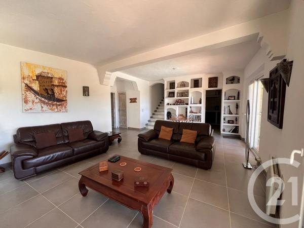 Maison à vendre  7 pièces - 130 m 2   STE MAXIME  - 83