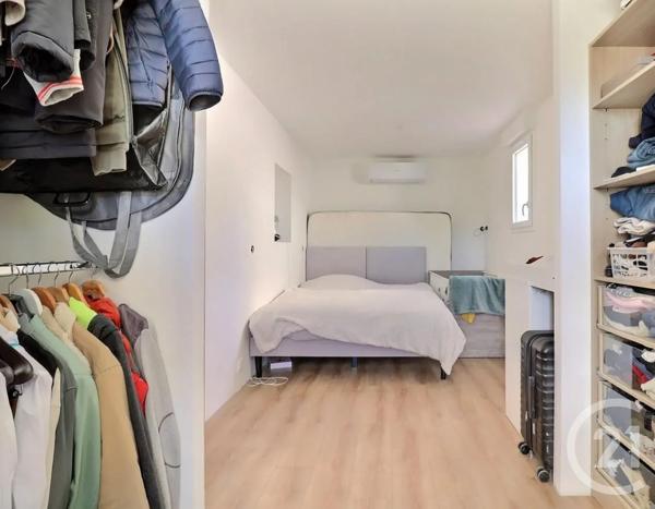 Maison à vendre  5 pièces - 135,45 m 2   ST RAPHAEL  - 83