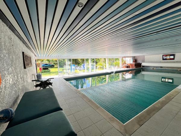 Maison 6 pièces - 420 m²