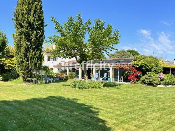 Maison 6 pièces - 420 m²