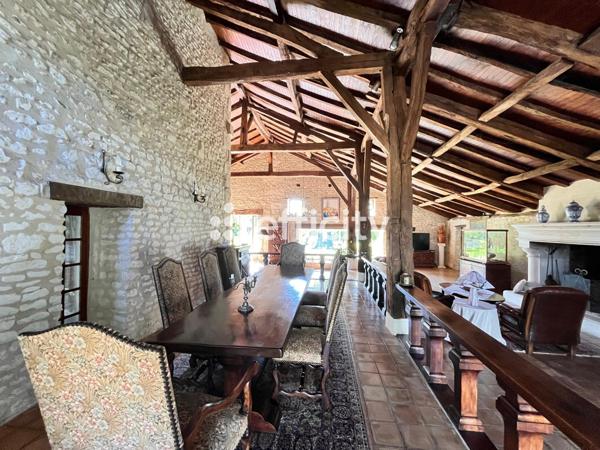 Maison 6 pièces - 420 m²