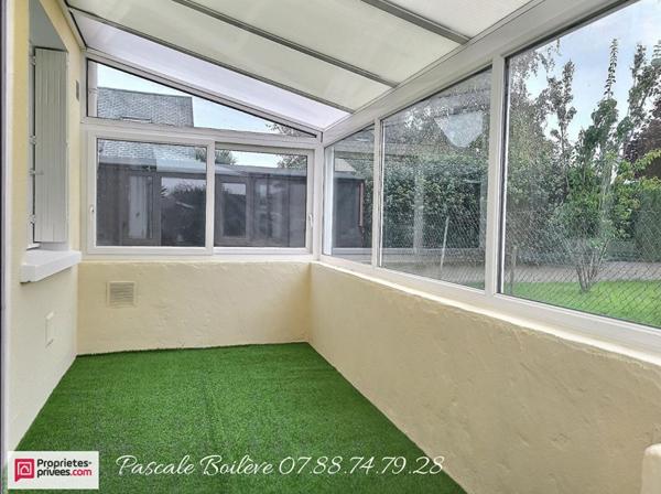 Pavillon 3 chambres avec vie de plain-pied - VERNANTES (49390)