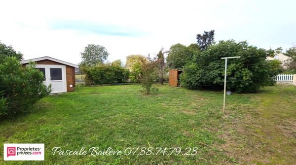 Pavillon 3 chambres avec vie de plain-pied - VERNANTES (49390)