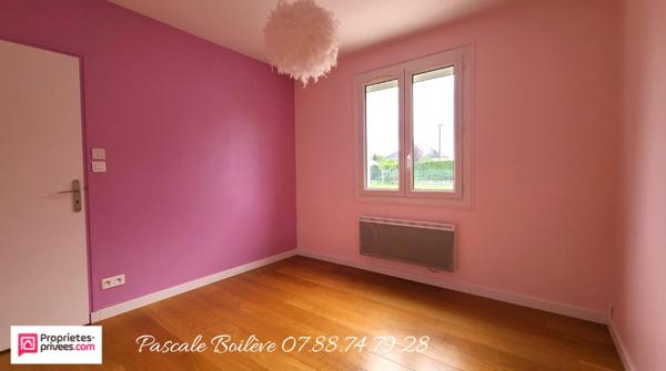 Pavillon 3 chambres avec vie de plain-pied - VERNANTES (49390)