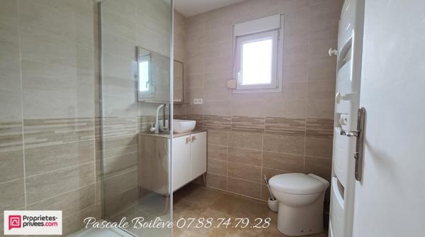 Pavillon 3 chambres avec vie de plain-pied - VERNANTES (49390)