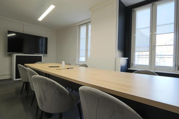 Bureaux 5 pièces – 126 m² – Metz hypercentre – Vue Cathédrale