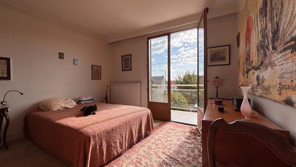 Vaste Maison Familiale de 208m2 habitable à Fort Potentiel