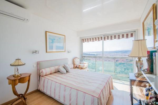 Appartement F3 à vendre  3 pièces - 95,40 m 2   NICE  - 06