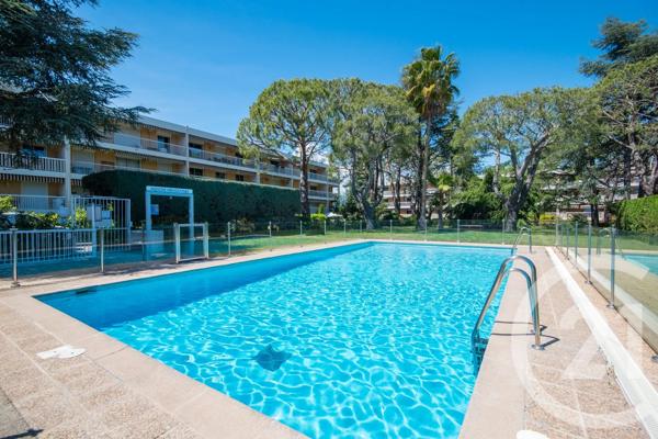Appartement F3 à vendre  3 pièces - 95,40 m 2   NICE  - 06