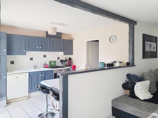 Charmante maison familiale avec véranda et jardin