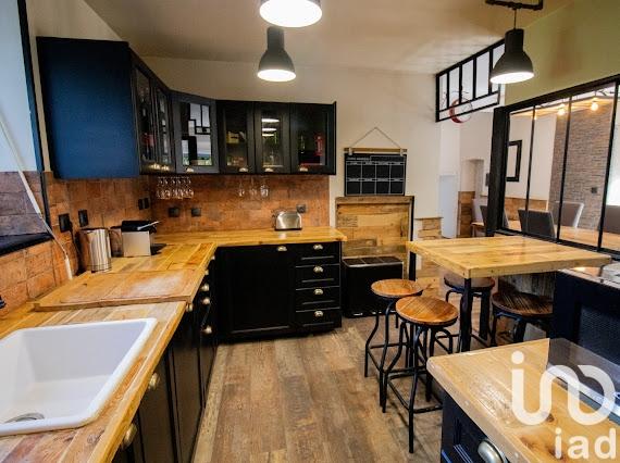 Maison à vendre 5 pièces 151 m² Thury-Harcourt-le-Hom