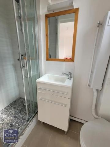 Appartement à louer 1 pièce 14.27m² Valenciennes (59300)