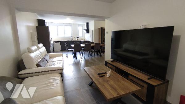 Immeuble de rapport comprenant local commercial avec appartement au dessus