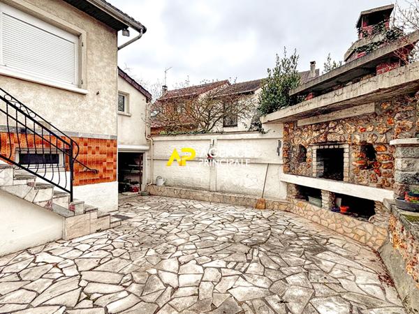 Sartrouville - Maison 6 pièces 120 m² sur 600m² de parcelle €549 000 ** - Référence 9433