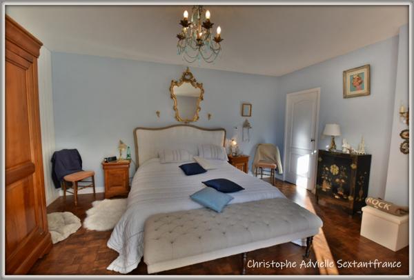 Moulin avec 3 logements, gîte indépendant, granges, piscine sur 4.9 Ha