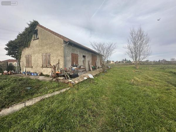 Terrain à Batir à vendre à Vendat dans l'Allier (03110), ref : 2024/894-03020