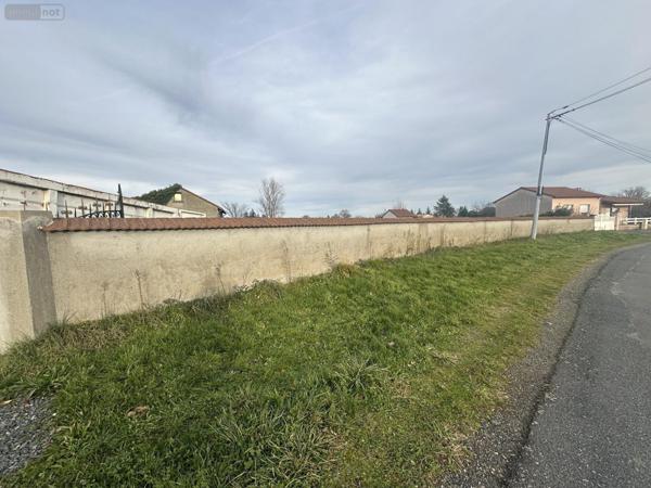 Terrain à Batir à vendre à Vendat dans l'Allier (03110), ref : 2024/894-03020