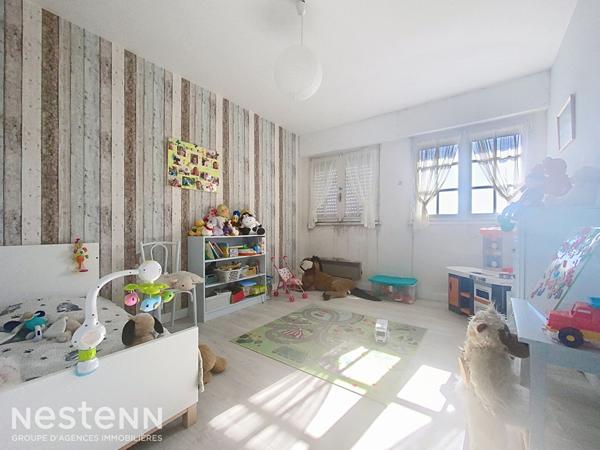 Maison avec vie de plain pied, 145m² , 5 chambres sur SCAER proche commodités