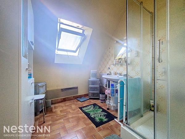 Maison avec vie de plain pied, 145m² , 5 chambres sur SCAER proche commodités