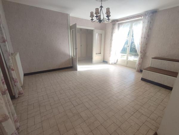 Maison - 6 pièces - 126 m²