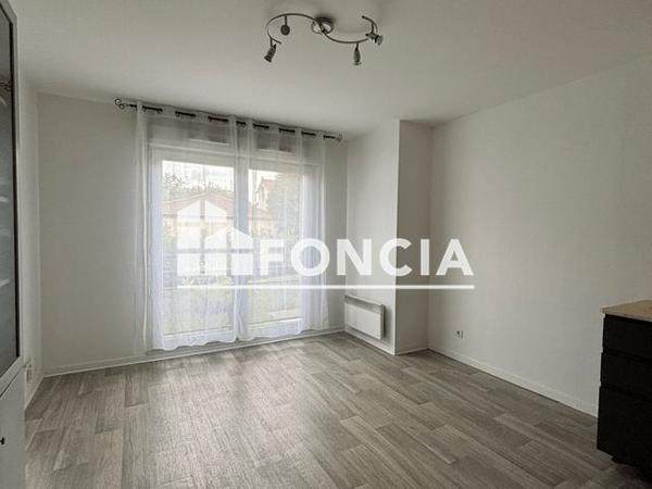 Location Appartement 2 pièces 37.2 m² - 5-9 IMPASSE FESSOU Garges Les Gonesse 95140