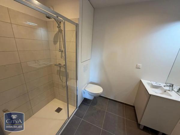 Appartement à louer 1 pièce 33.9m²