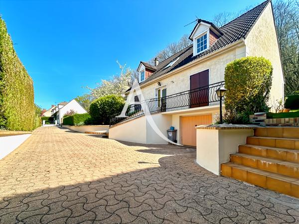 Maison 6/7 Pièces, 4 Chambres + Bureau