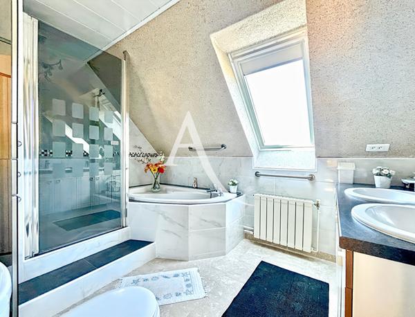 Maison 6/7 Pièces, 4 Chambres + Bureau