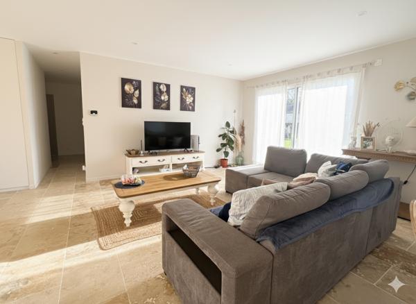 Fontaine-le-Comte (86240) COUP DE CŒUR FONTAINE LE COMTE MAISON 3CHAMBRES-PISCINE-GARAGE