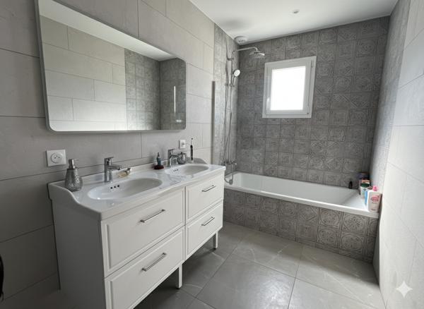 Fontaine-le-Comte (86240) COUP DE CŒUR FONTAINE LE COMTE MAISON 3CHAMBRES-PISCINE-GARAGE