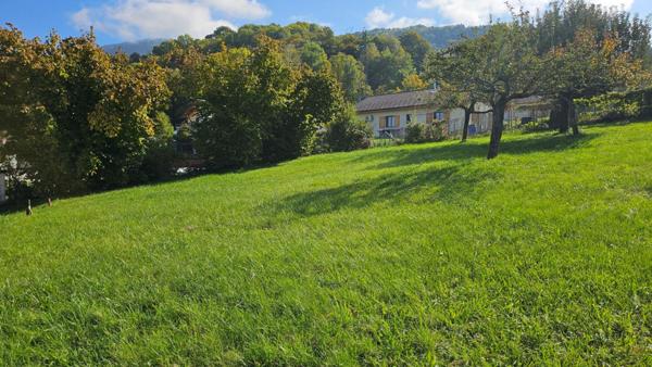 Terrain à bâtir d'une superficie de 700m² à ARVILLARD (73110)