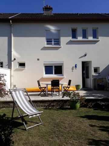 Colombelles (14460) Colombelles-Maison jumelée-10 minutes de Caen et de la mer