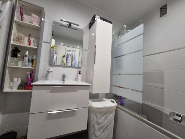 Appartement à VILLARS, 42390 - 5 pièces 100m²