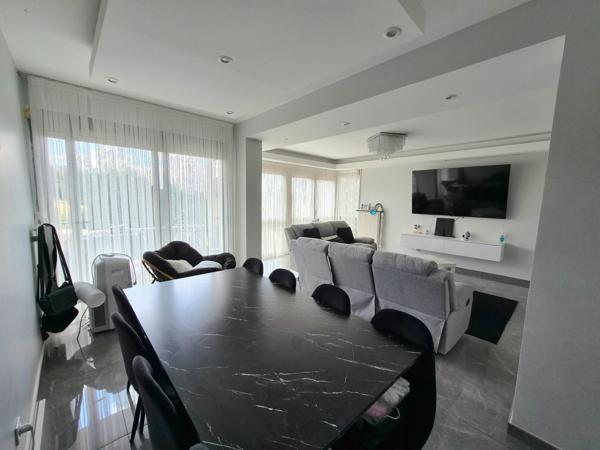 Appartement à VILLARS, 42390 - 5 pièces 100m²