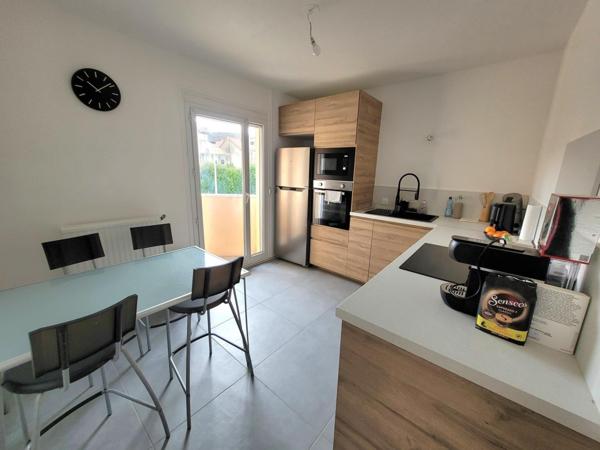 Appartement à ROCHE-LA-MOLIERE, 42230 - 3 pièces 70m²