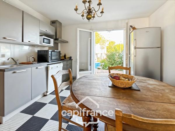 BEGLES (33) proche BORDEAUX, Maison à fort potentiel-jardin-parking