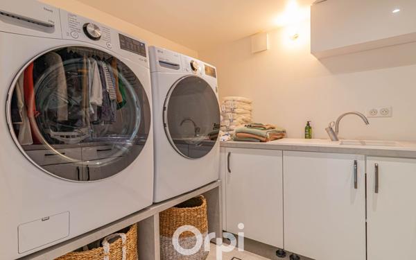 Maison à vendre    9 pièces • 321 m2 Carnac