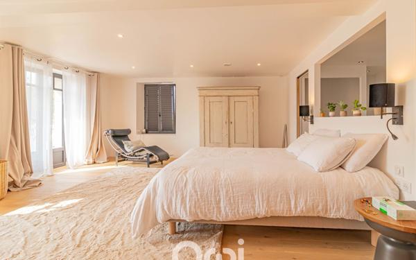 Maison à vendre    9 pièces • 321 m2 Carnac