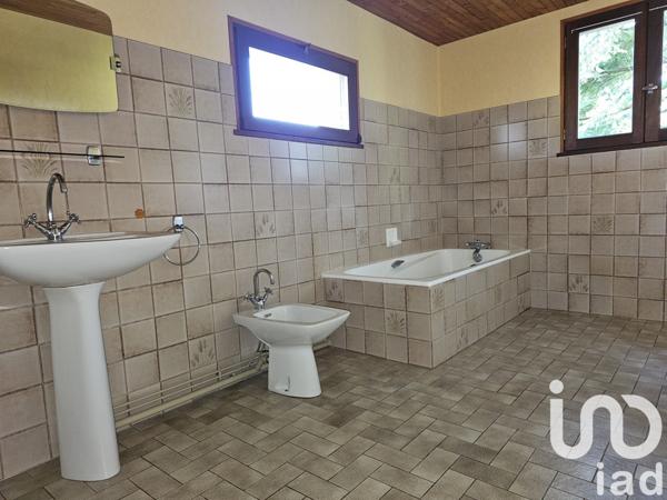 Maison à vendre 5 pièces 137 m² Saint-Céré