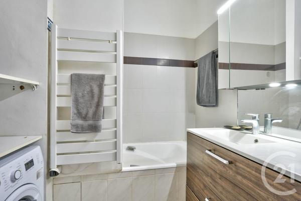 Appartement F3 à vendre  3 pièces - 88 m2 PARIS - 75015